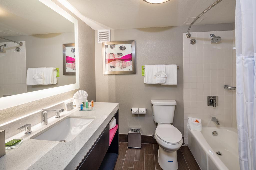 Radisson Hotel Oakland Airport المظهر الخارجي الصورة