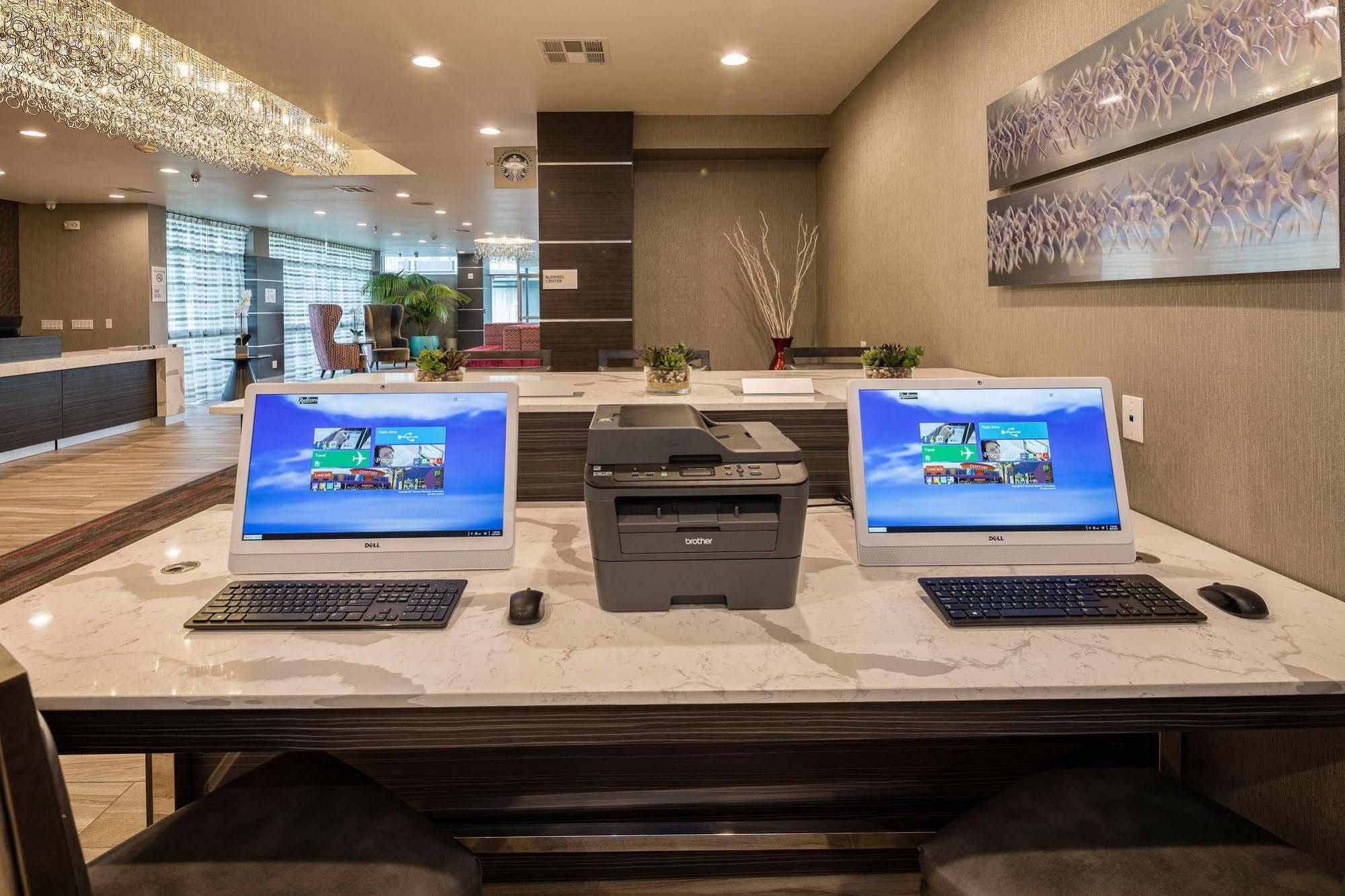 Radisson Hotel Oakland Airport المظهر الخارجي الصورة