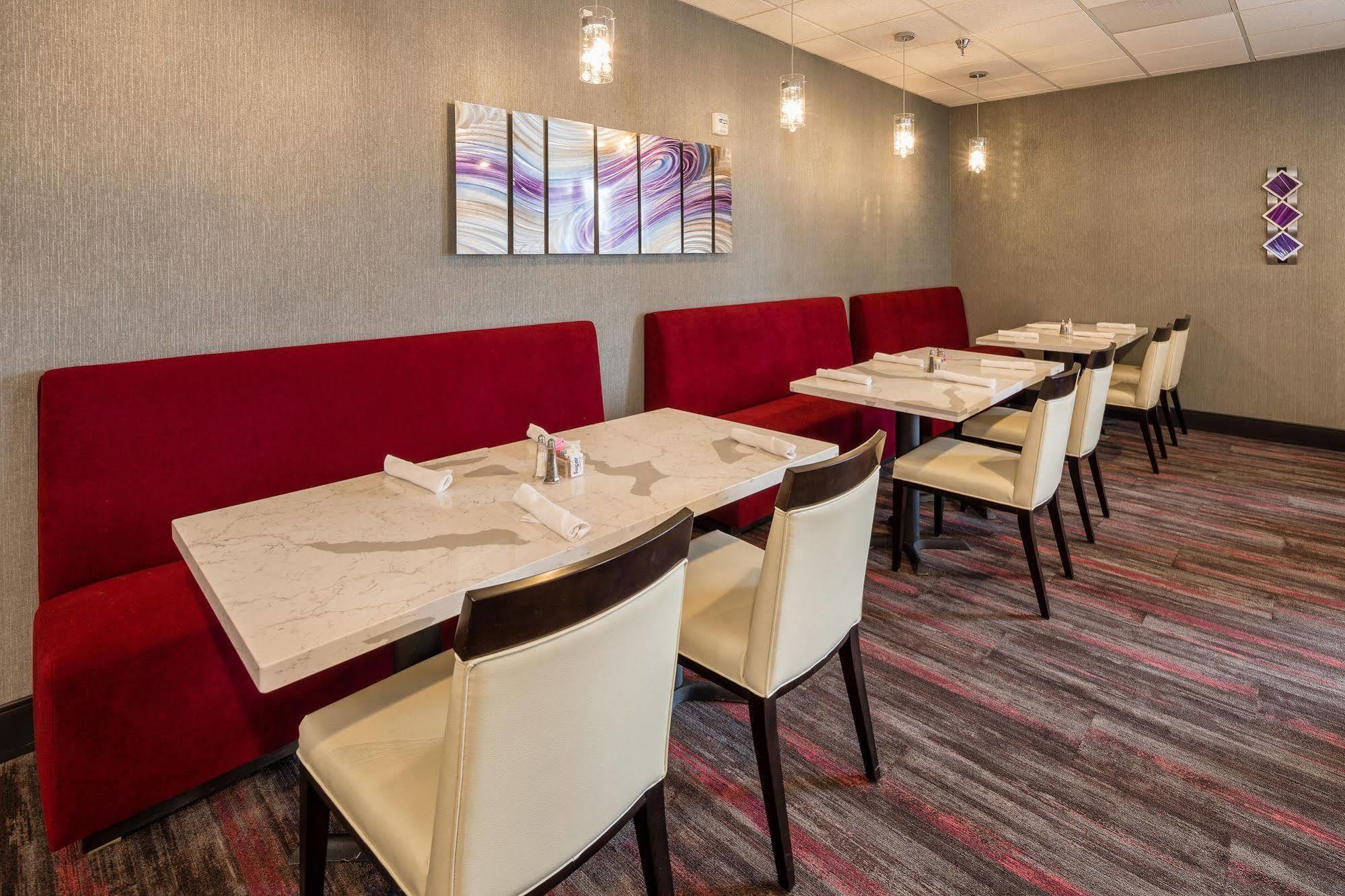 Radisson Hotel Oakland Airport المظهر الخارجي الصورة