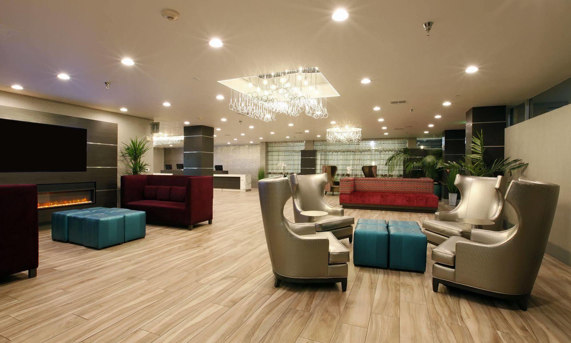 Radisson Hotel Oakland Airport المظهر الخارجي الصورة